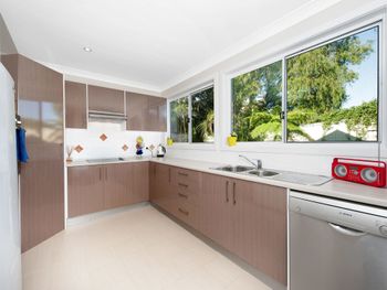 Nelson Street Pine Cottage 5A - Accommodation Sydney 5