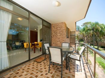 St George Unit 8 / 19 Weatherly Close - Accommodation Sydney 2