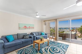 Sunset Towers Unit 6 / 25 Donald Street - Accommodation Sydney 0