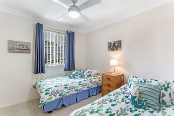 Sunset Towers Unit 6 / 25 Donald Street - Accommodation Sydney 4