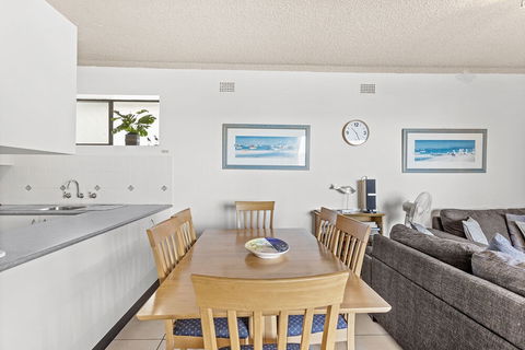 Shoal Bay Road Bay Village Unit 04 47 - Accommodation Sydney 4