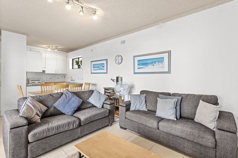 Shoal Bay Road Bay Village Unit 04 47 - Accommodation Sydney 5