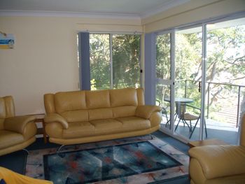 Sunset Towers Unit 9 / 25 Donald Street - Accommodation Sydney 0