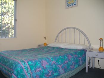 Sunset Towers Unit 9 / 25 Donald Street - Accommodation Sydney 5