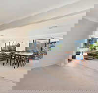 Misthaven Unit 1 / 12 Mistral Close - Accommodation Sydney