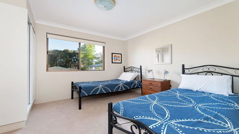 Misthaven Unit 1 / 12 Mistral Close - Accommodation Sydney 1