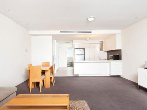 Cote DAzur Unit 7 / 61 Donald Street - Accommodation Sydney 4