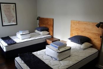 Tranquil 3 Bedroom Next To National Park - Accommodation Sydney 6