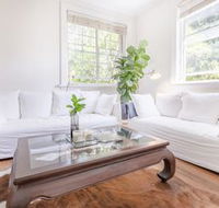 Bright Harbour Side 1 Bedroom Apartment - Sydney 4u