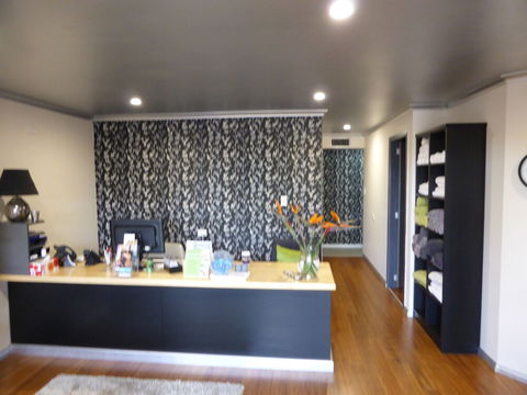 Tanoshii Spa & The Edge Spa Stay - Sydney 4u 1