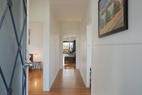 Bungo Beach House Pet Friendly House - Sydney Resort 2