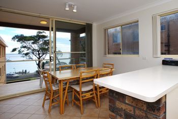 South Pacific Unit 9 Shoal Bay - Accommodation Sydney 5