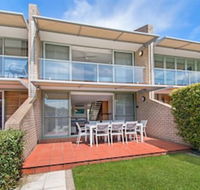 Number 4 James Cook Apartments - Accommodation Sydney