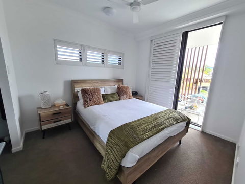 Modern 2 BR With Private Pool & Garden - Accommodation Sydney 4