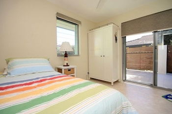 Lorikeet 1 - Accommodation Sydney 3