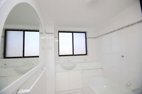 Hi Surf Unit 1 - Accommodation Sydney 1