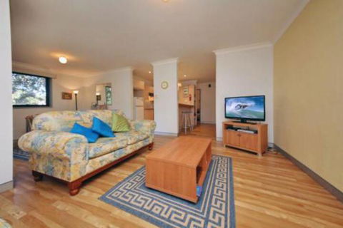 2 Bedroom Apartment Carindale - Accommodation Sydney 5