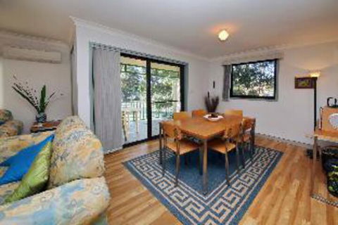 2 Bedroom Apartment Carindale - Accommodation Sydney 0