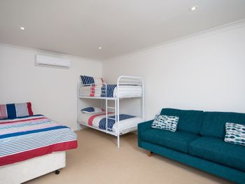 Calypso 156 Bagnall Beach Road - Accommodation Sydney 1