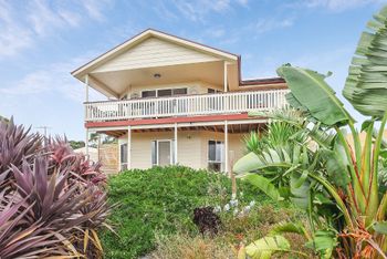 Serenity By The Sea - Accommodation Sydney 0