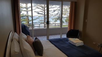 Point Break 2 Bedroom Apartment - Sydney 4u 2