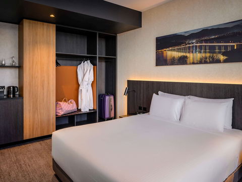 MÃ¶venpick Hotel Hobart - Accommodation Sydney 4