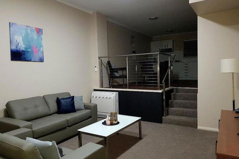 Peninsula Motor Inn Apartments - Accommodation Sydney 2