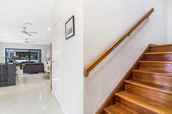 Paradise At The Point - Sydney 4u 6