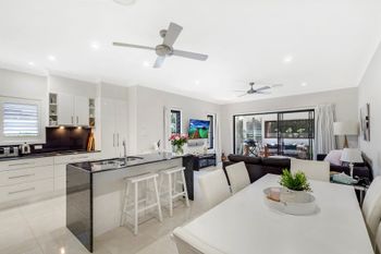 Paradise At The Point - Sydney 4u 3