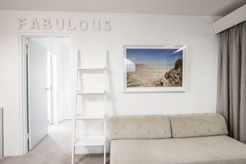 1 BR Park Breathtaking Sydney Skyline - Sydney 4u 3