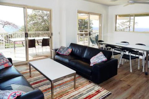 At Cylinder Unit 3 - Accommodation Sydney 7