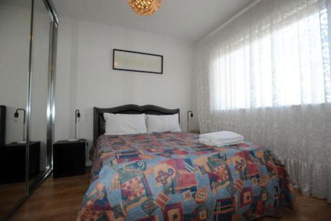 Glenelg Holiday Apartments The Broadway - Accommodation Sydney 3