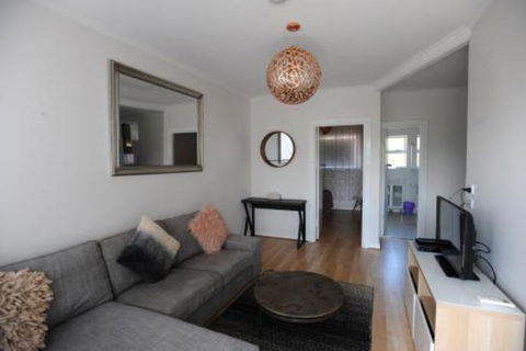 Glenelg Holiday Apartments The Broadway - Accommodation Sydney 7