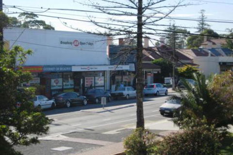 Glenelg Holiday Apartments The Broadway - Accommodation Sydney 2