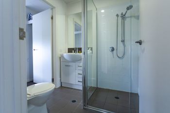 Watt Street 1 BR Apartment W Ocean Views - Sydney Resort 2