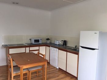 Nutgrove Beach Studio Apartment - Accommodation Sydney 4
