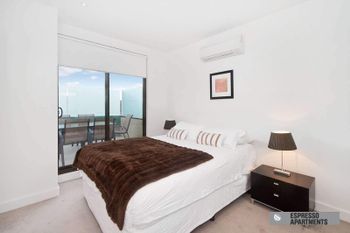 Smart Modern In St. Kilda - Accommodation Sydney 3
