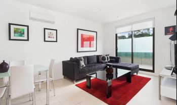 Smart Modern In St. Kilda - Accommodation Sydney 1
