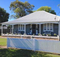 Edgeworth Street Manor - Sydney 4u