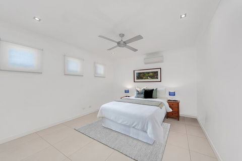 Luxury Home Near Marina - Accommodation Sydney 7