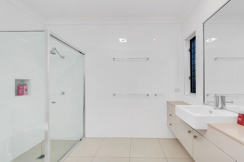 Luxury Home Near Marina - Accommodation Sydney 4
