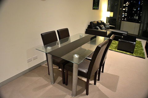 Royal Stays Apartments Southbank - Accommodation Sydney 1