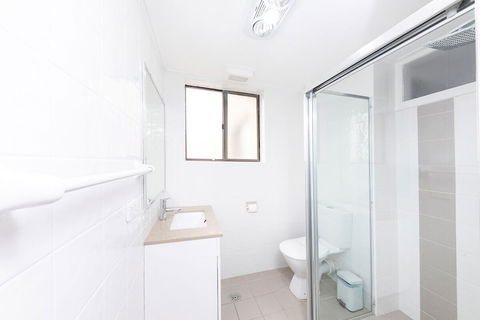 Hibiscus Court Unit 4 - Accommodation Sydney 2