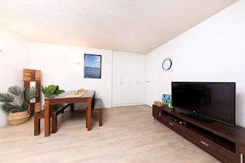 Hibiscus Court Unit 4 - Accommodation Sydney 3