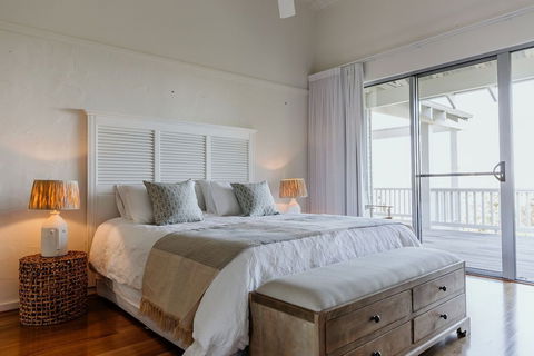 Waterfront - Accommodation Sydney 6