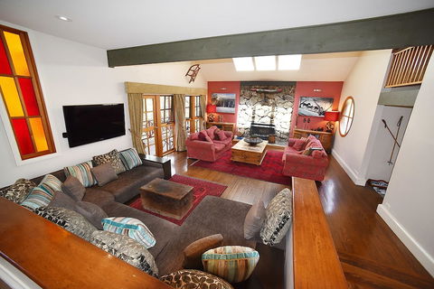 Thredbo 1380 - Sydney 4u 4