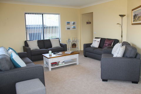 Luxury At Tallawang Malua Bay - Accommodation Sydney 6