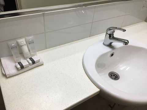 The View On Hannans - Accommodation Sydney 6