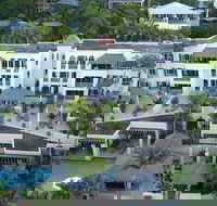 Sea Change Beachfront Apartments - Accommodation Sydney