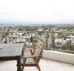 Broadwater Shores Waterfront Apartments